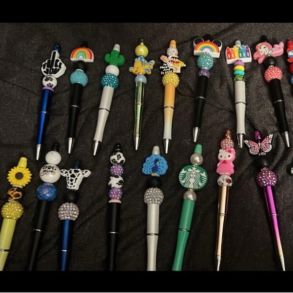 Pens - Picture 4 of 7